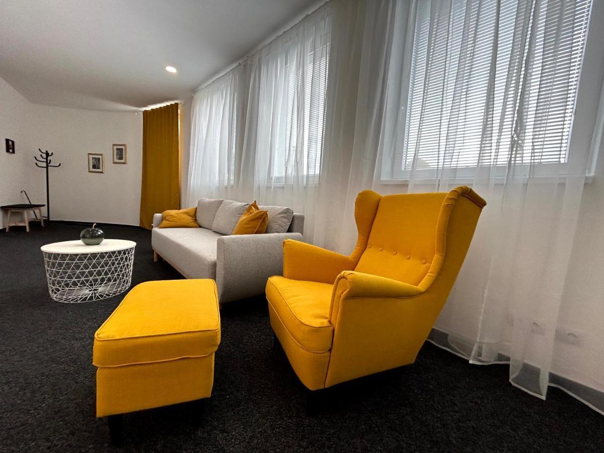 Breza House Apartments Zlín Exteriör bild