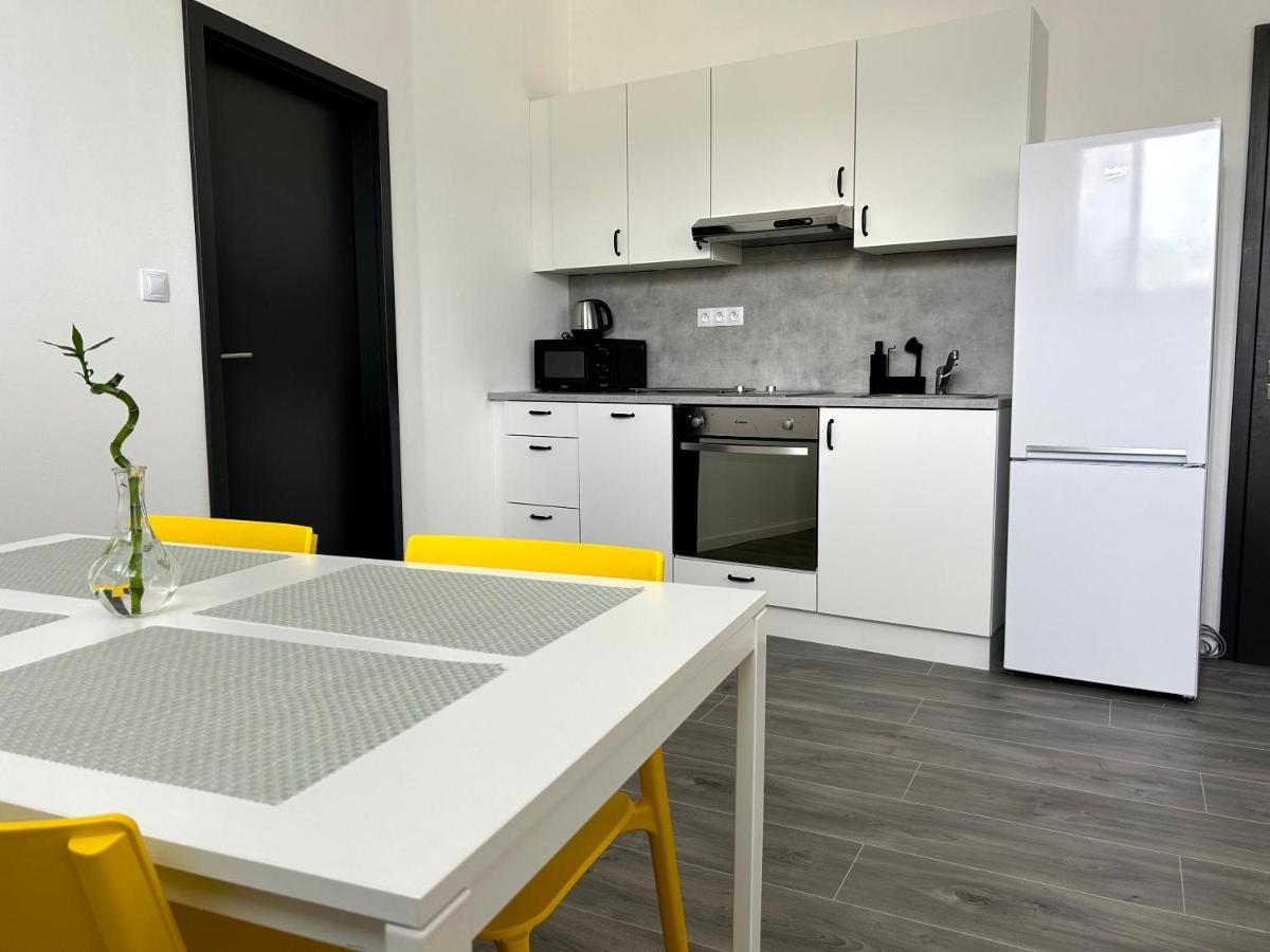 Breza House Apartments Zlín Exteriör bild